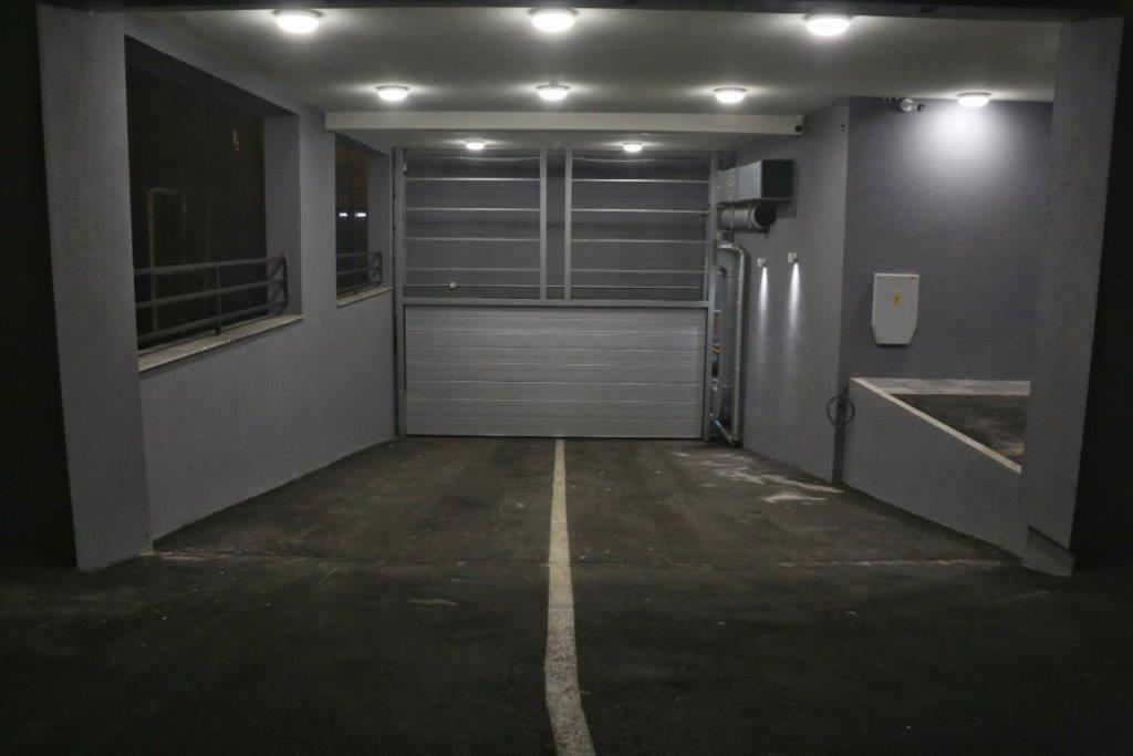 Apartman Natasa Sa Podzemnom Garazom バニャ・ルカ エクステリア 写真